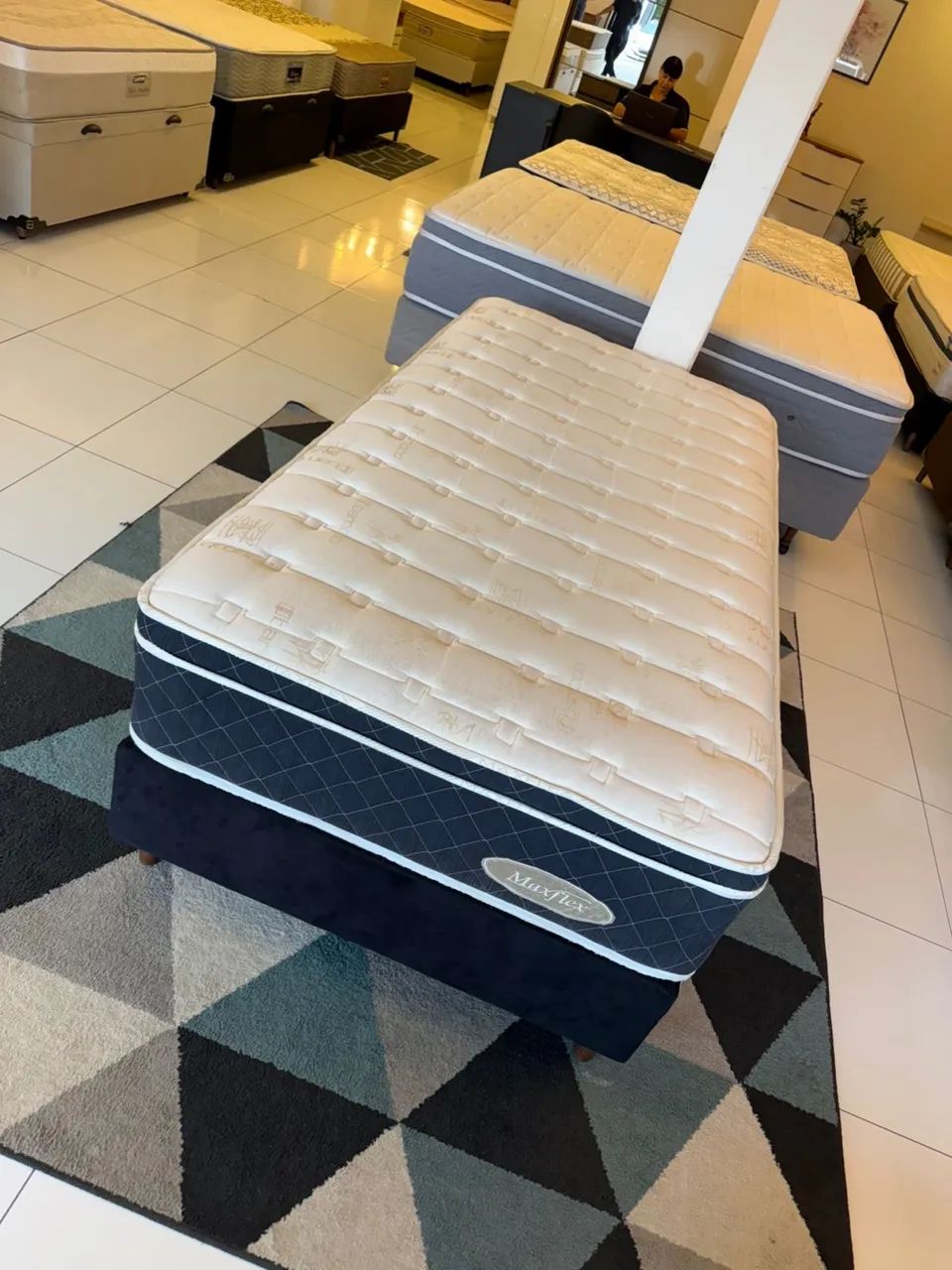 Cama de Solteirão MAXFLEX SEMINOVA TOP - Entrego!  - Foto 5