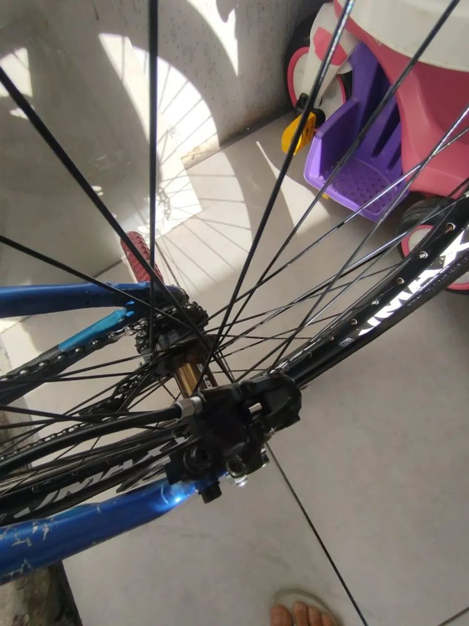 Bicicleta aro 26 freio Shimano  - Foto 2