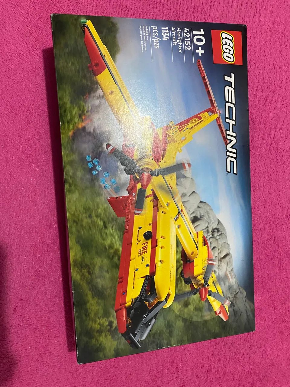LEGO Technic Avião de Bombeiros - Foto 3