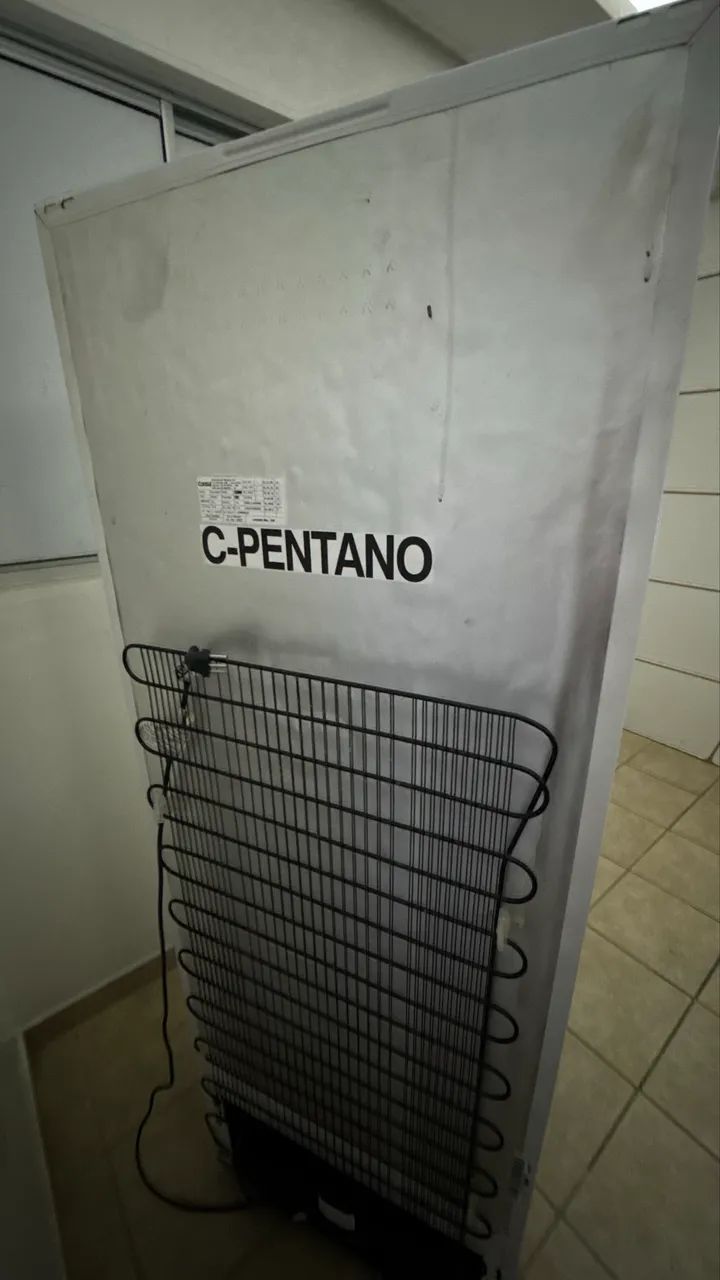 Vendo Geladeira Quebrada  - Foto 3