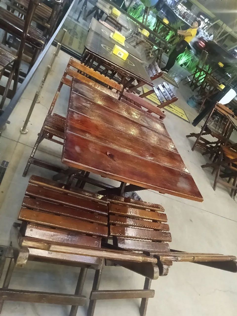 Mesa de madeira  * - Foto 3
