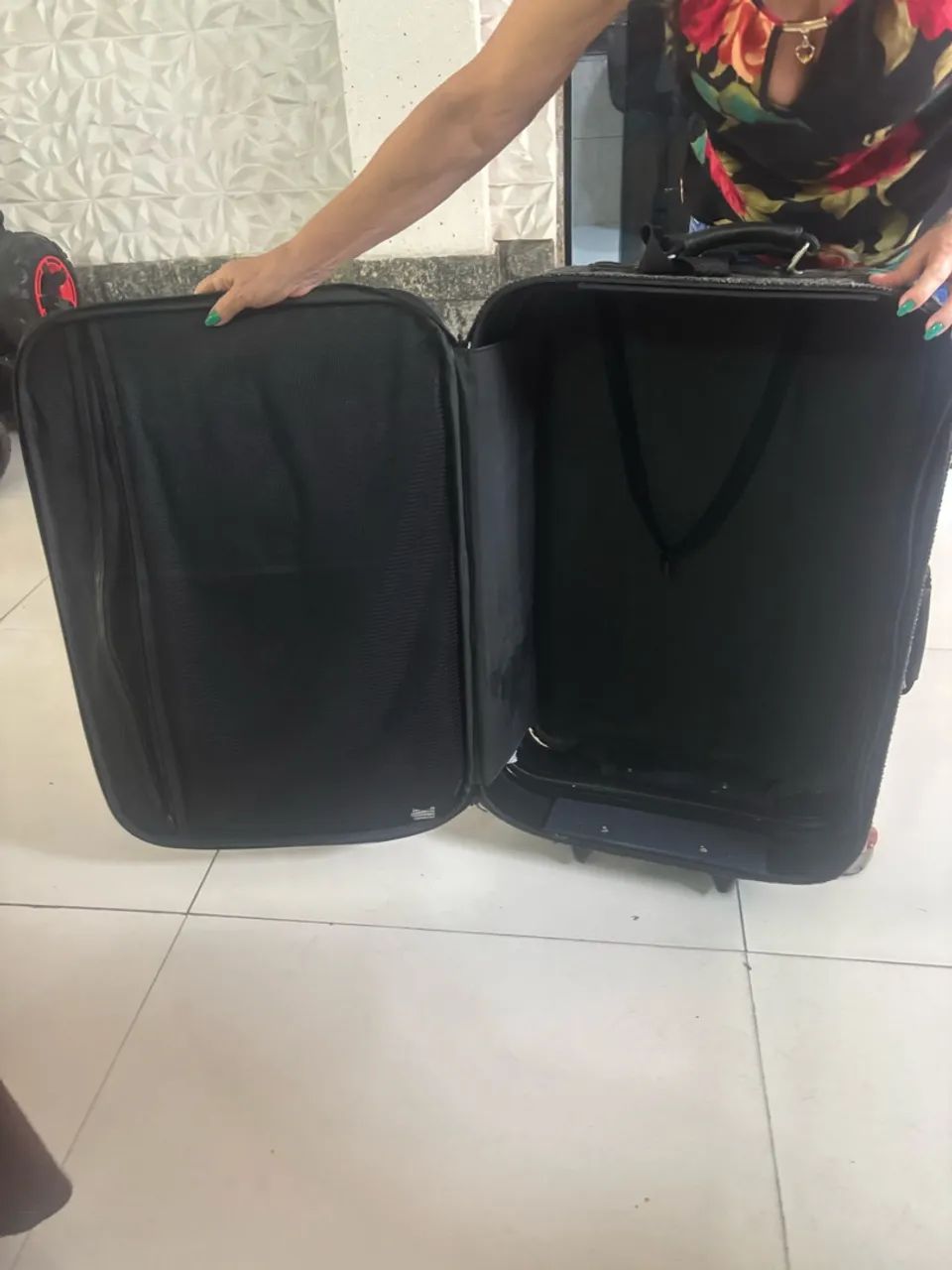 vende-se mala em perfeito estado