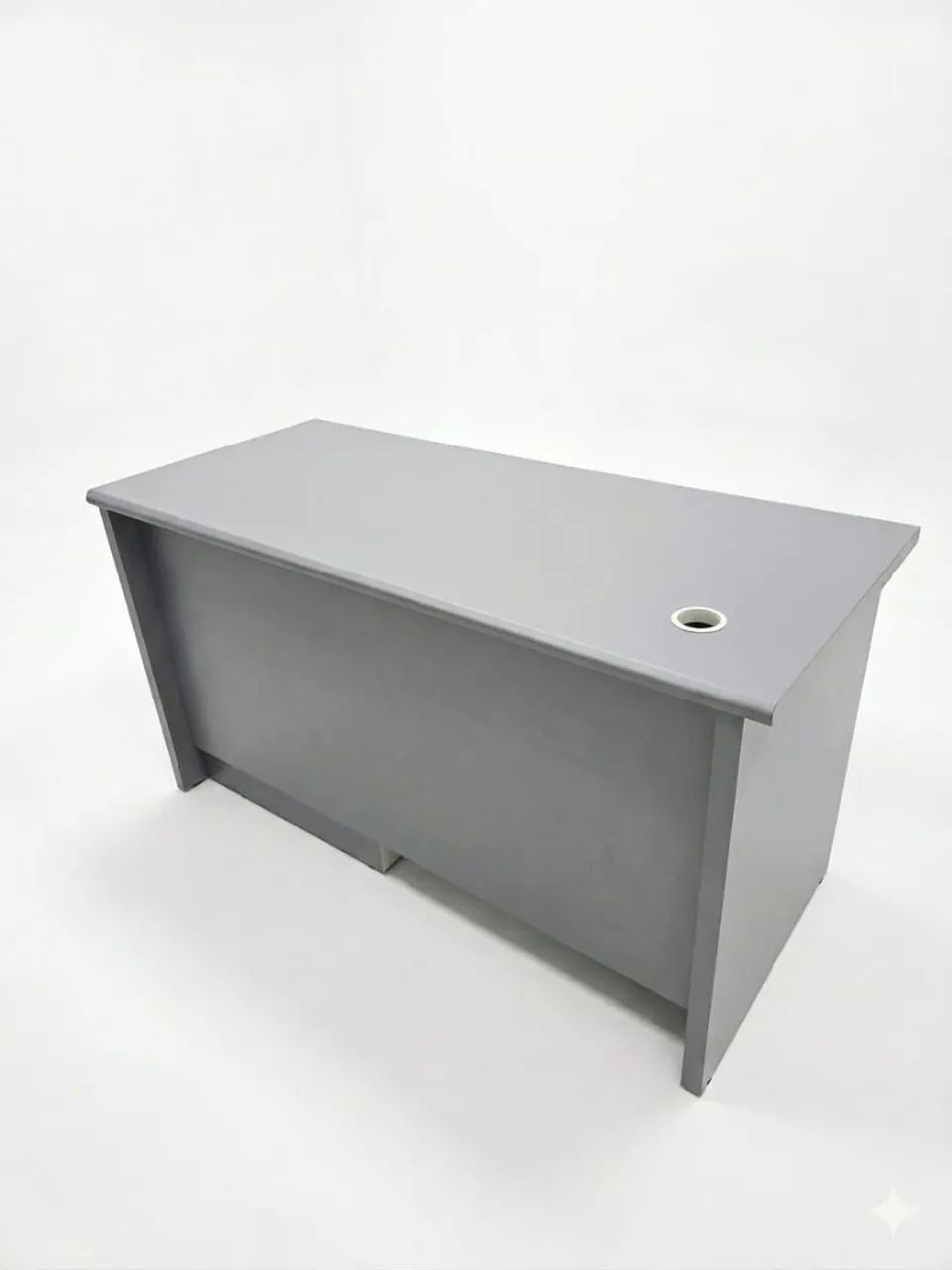 Mesa de escritório com 2 prateleiras móveis 