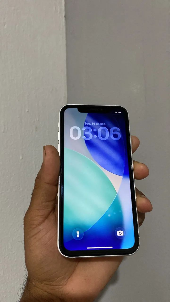 iPhone 11 montado 17 pro - Foto 5