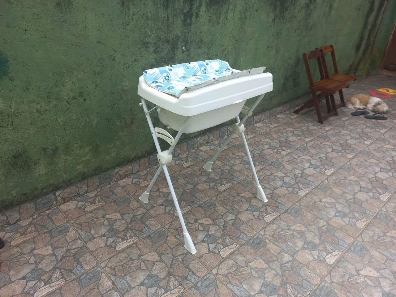 Trocador com banheira 