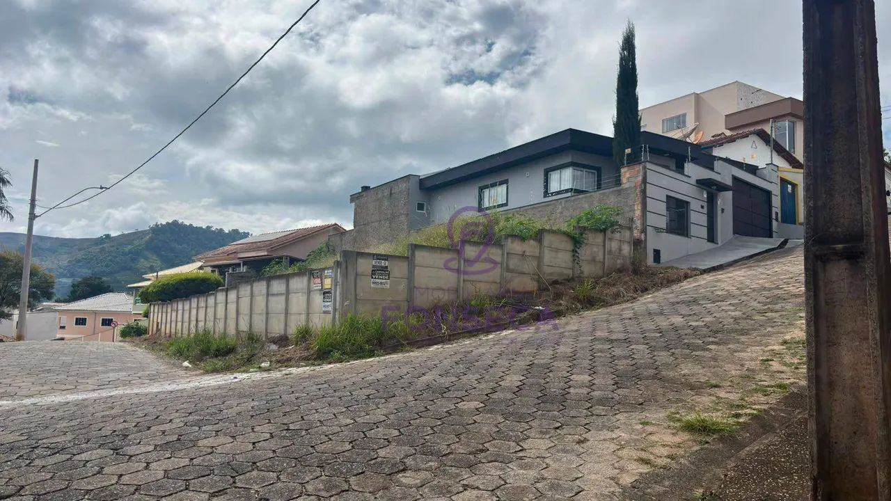 LOTE À VENDA