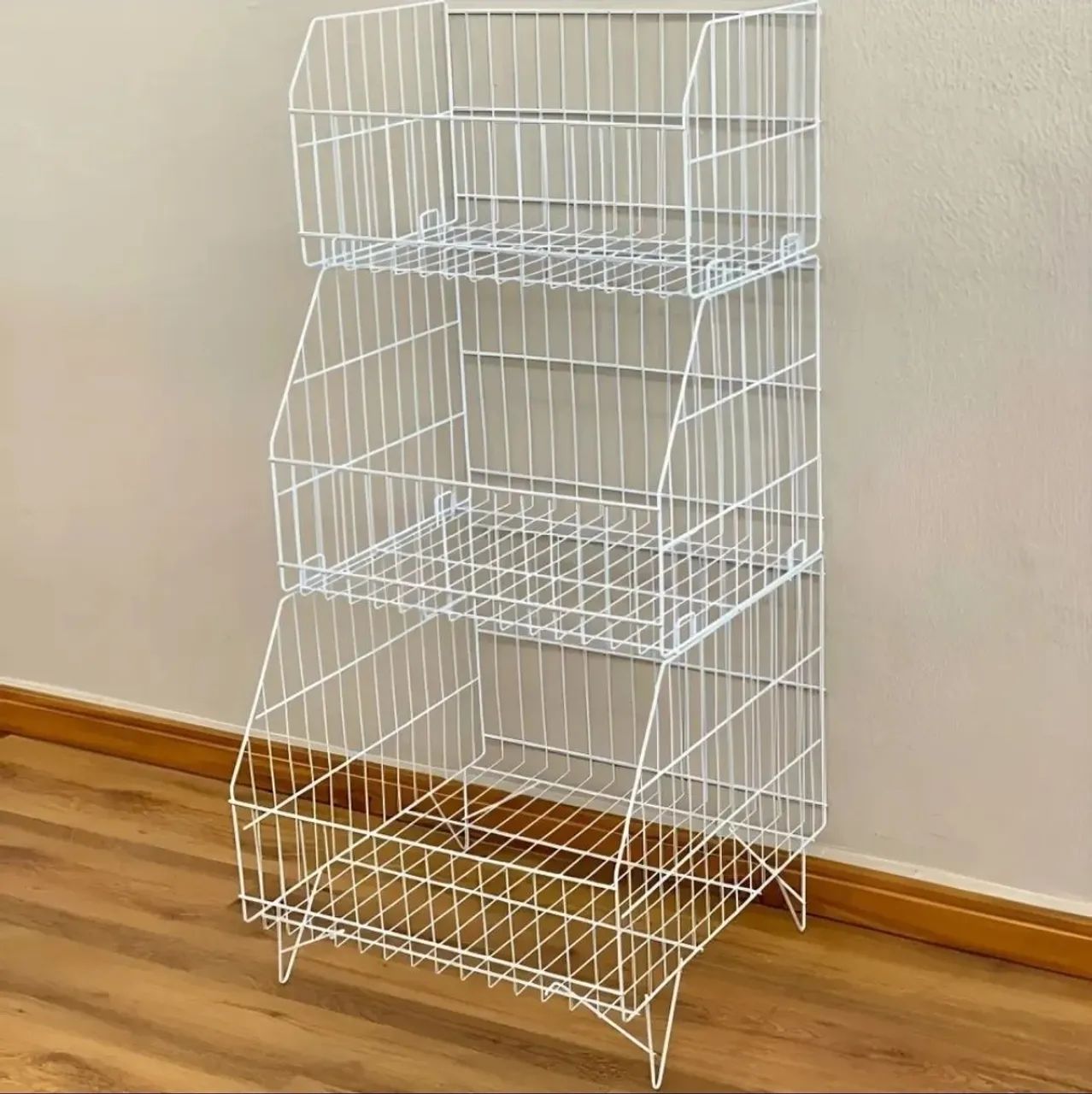 Vendo cesto expositor para loja