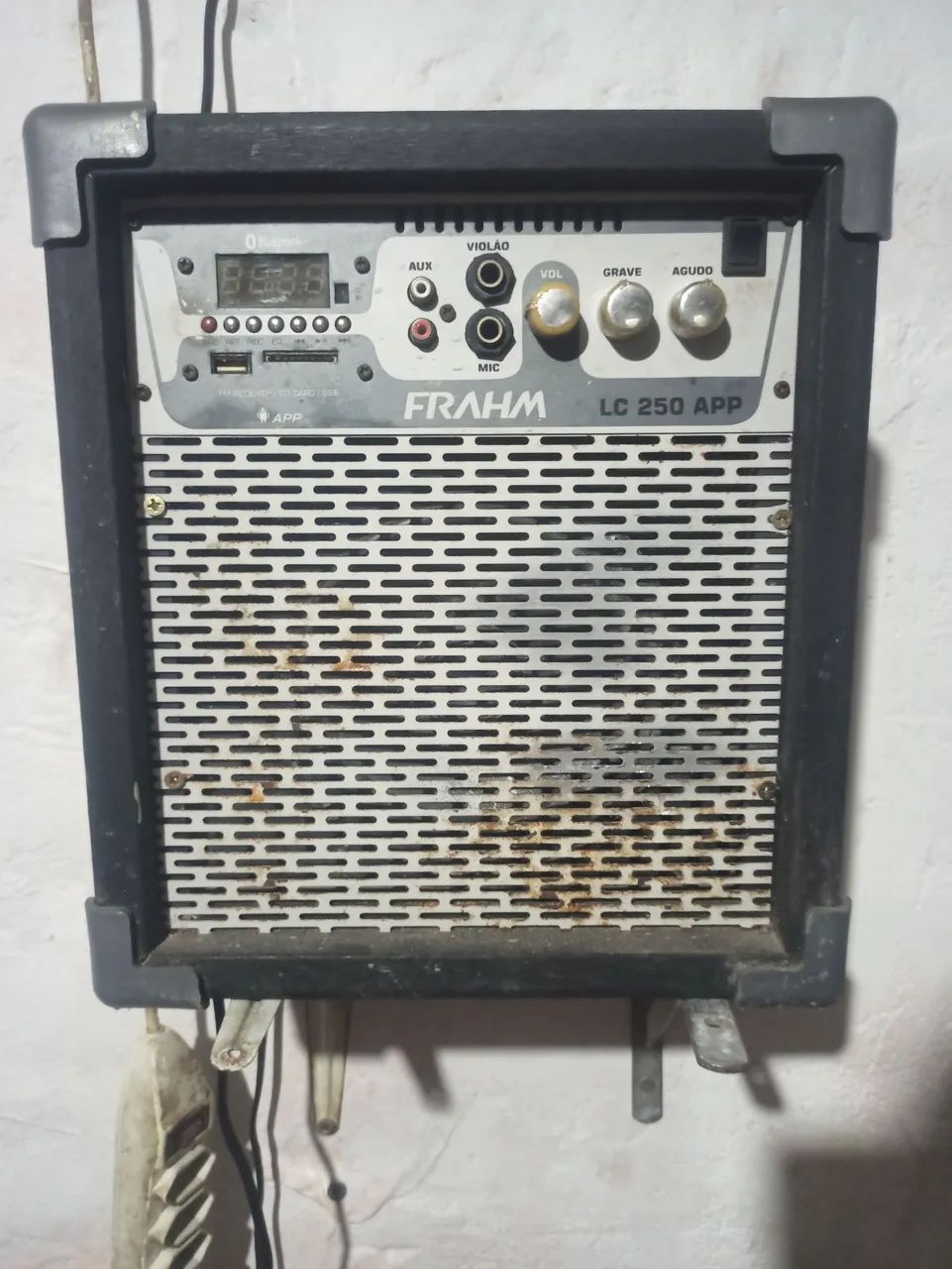 Caixa de som frahm bluetooth sem defeito 