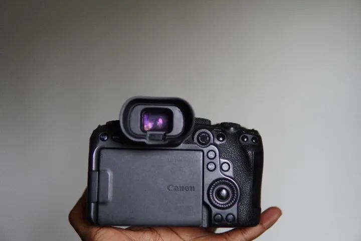 Canon R6+ adaptador EF  - Foto 5