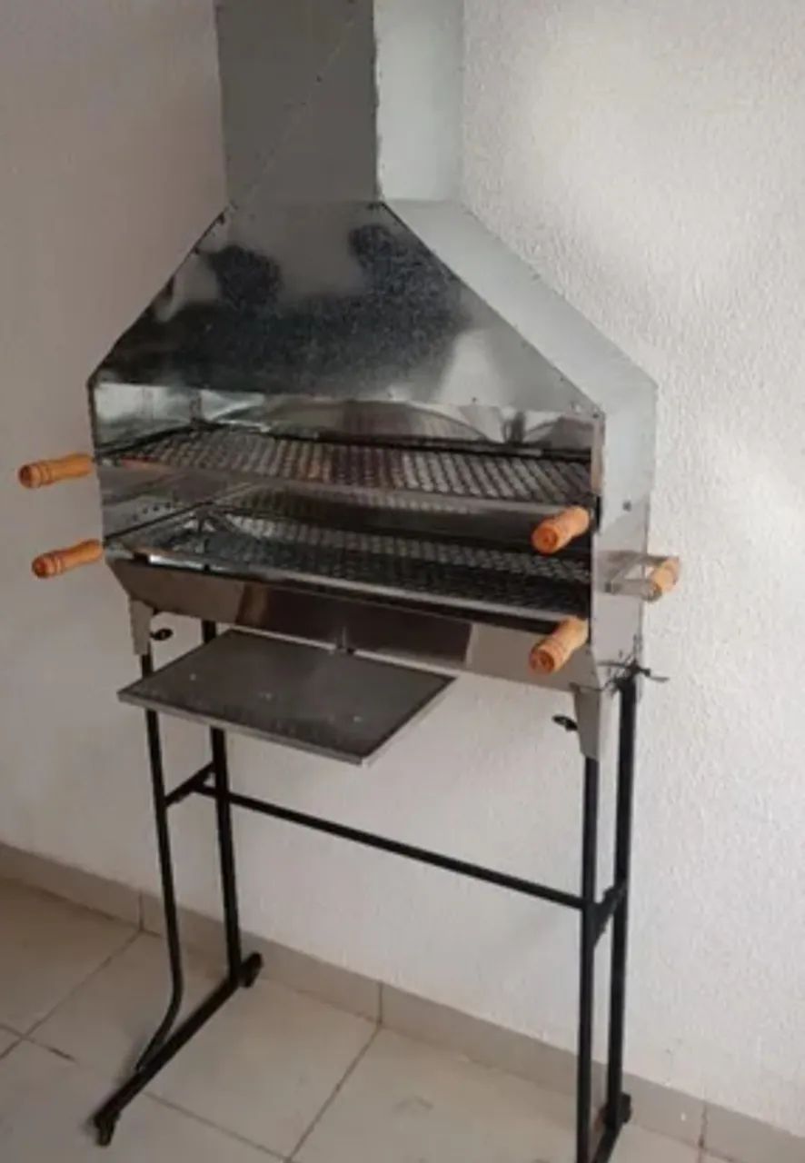 CHURRASQUEIRA 
