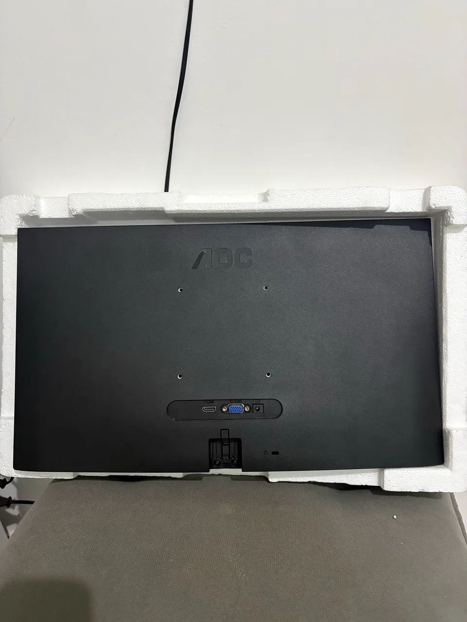 Monitor GAMER AOC 21.5 100hz 1ms zero - Foto 2