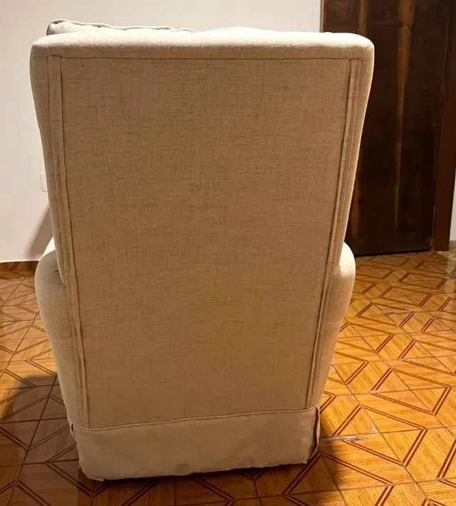 Poltrona Amamentação Balanço + Puff Bege Capitonê - Foto 4