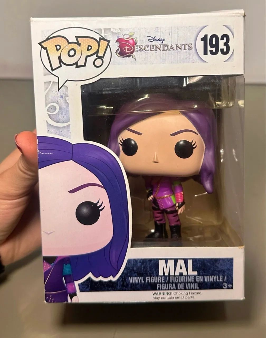 Funko pop Mal Descendentes COM CAIXA 