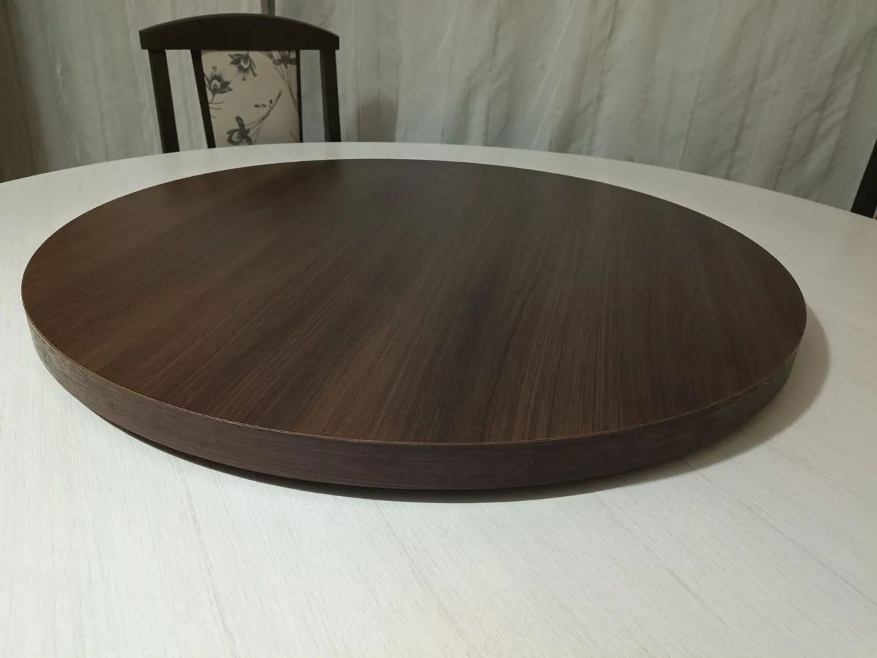 Mesa (com tampo ) e com 6 cadeiras  - Foto 5