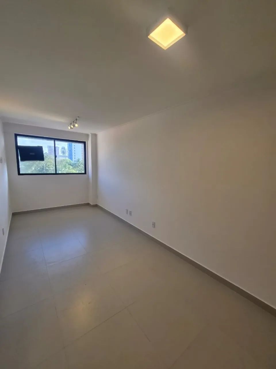 Quarto/Sala novinho