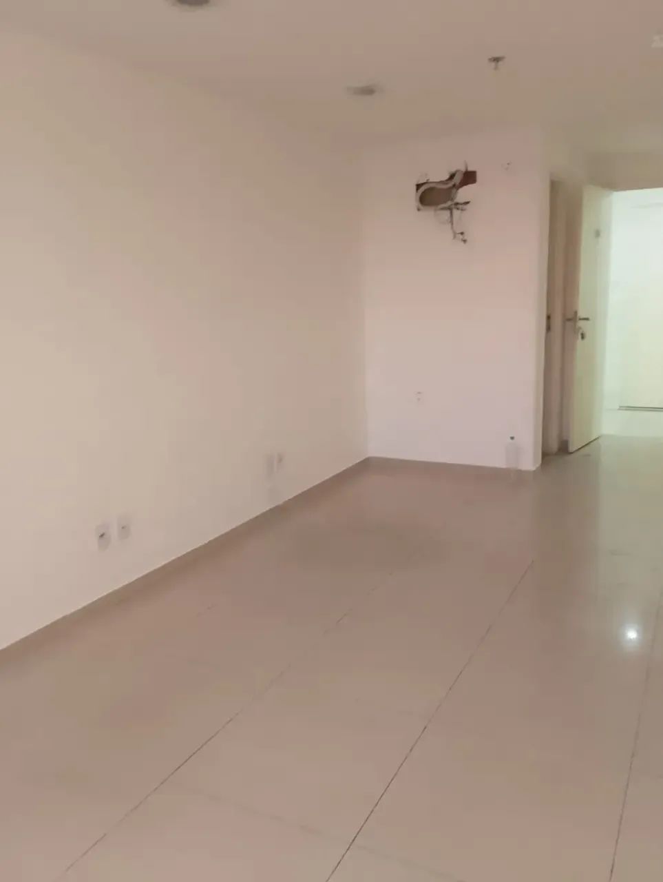 Alugo Sala comercial no Edifício Icon na  Estrela do Norte - São Gonçalo - RJ. - Foto 5