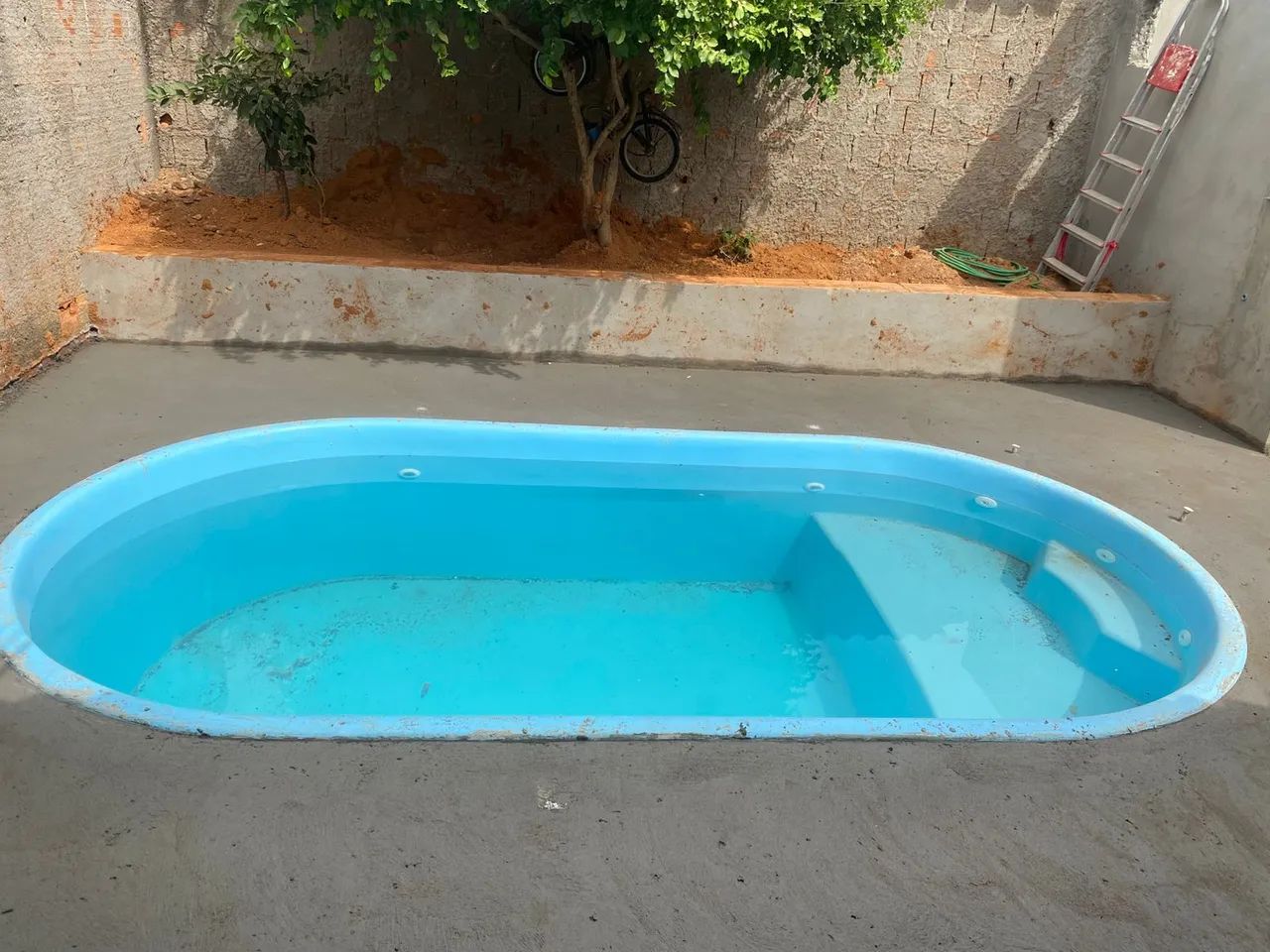 Piscina de 4 metros completa