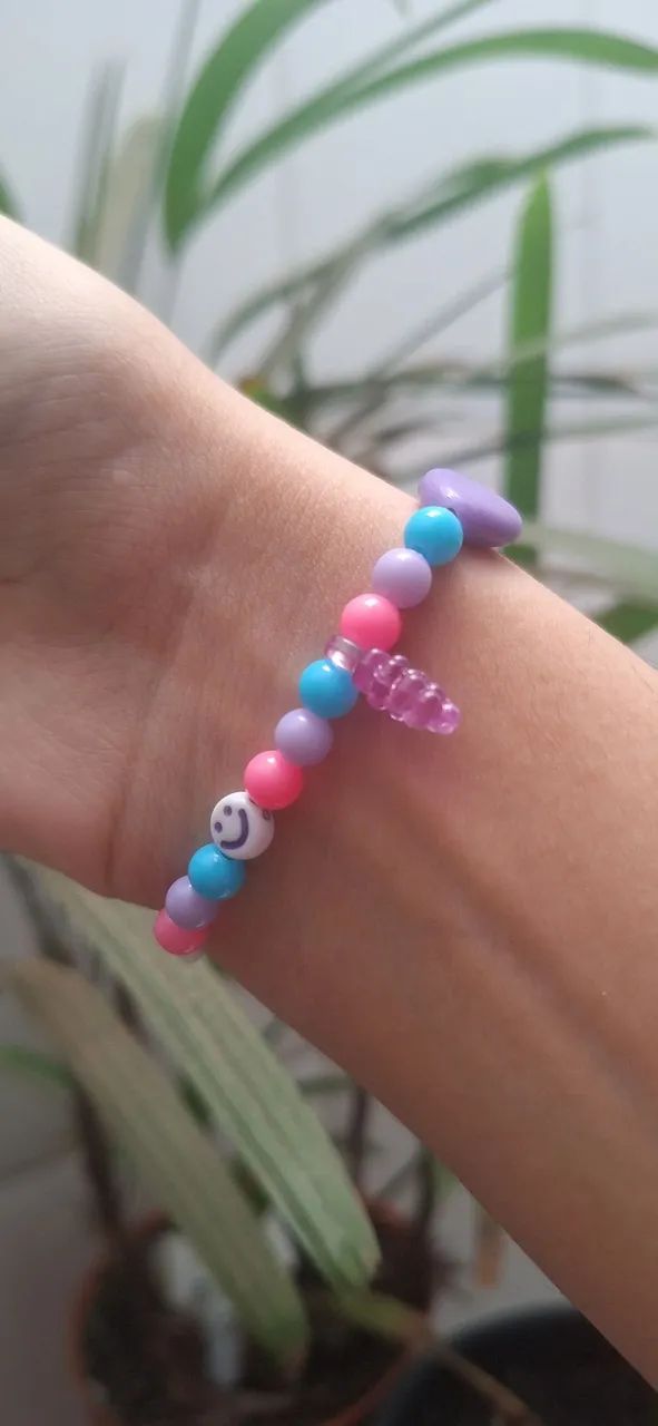 Bracelete de miçangas artesanal personalizado e pronta entrega - Foto 2