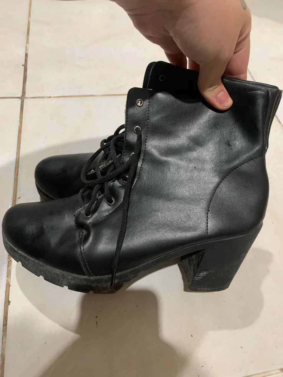 Bota cano curto tamanho 39 - Foto 4