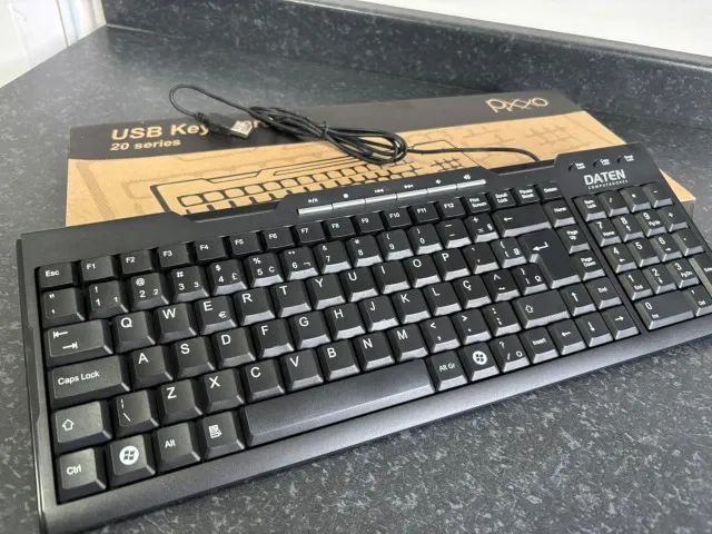 Teclado USB Daten/KMex  KM-2028U pb 