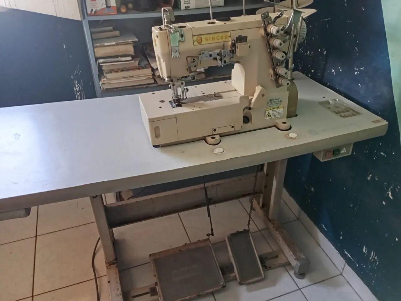 Máquina de costura galoneira - Foto 5