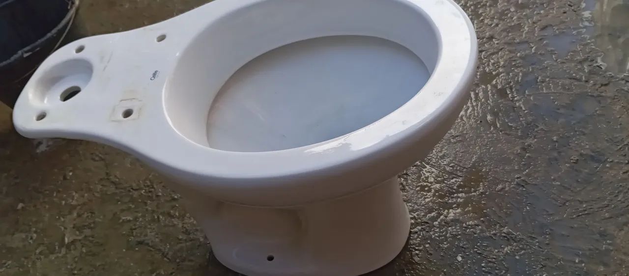 Vaso sanitário CELITE de caixa acoplada  - Foto 3