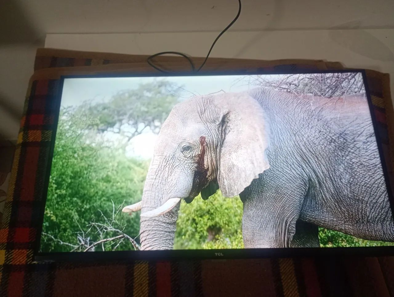 Smart TV 32 polegadas TCL borda infinita  - Foto 4