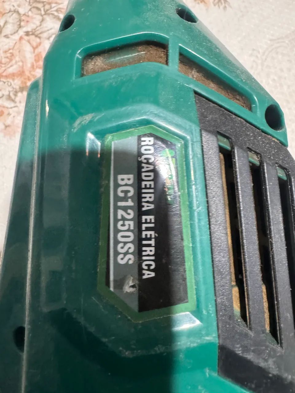 Roçadeira Elétrica BC1250SS