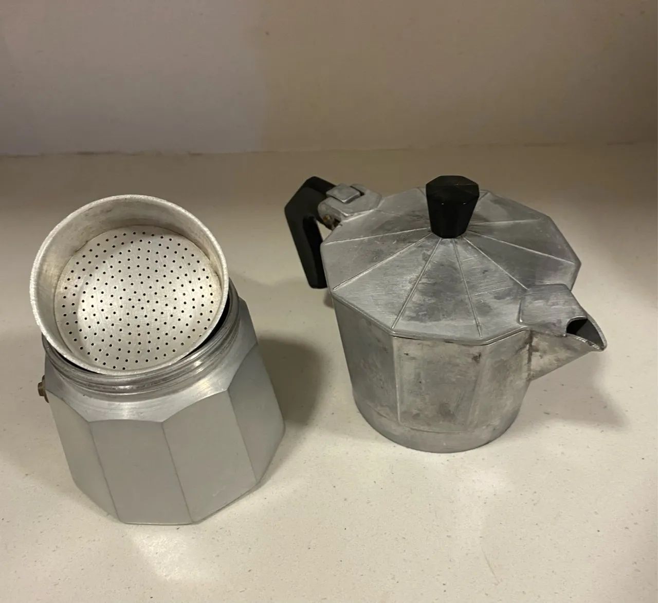 Cafeteira Italiana Moka. Antiguinha. - Foto 4