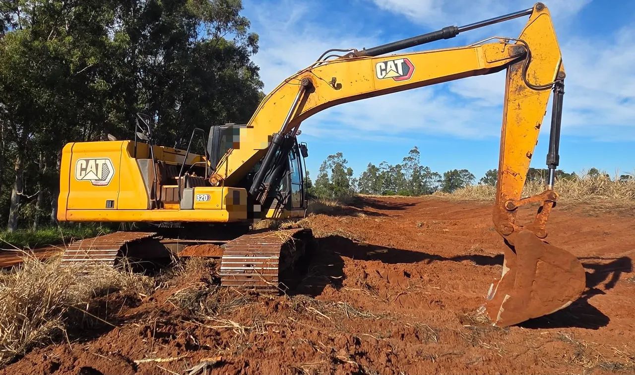 Escavadeira Caterpillar  - Foto 2