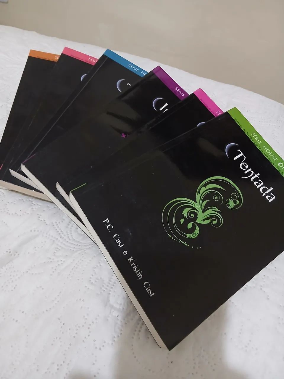 Coleção de livros semi novos - Foto 2