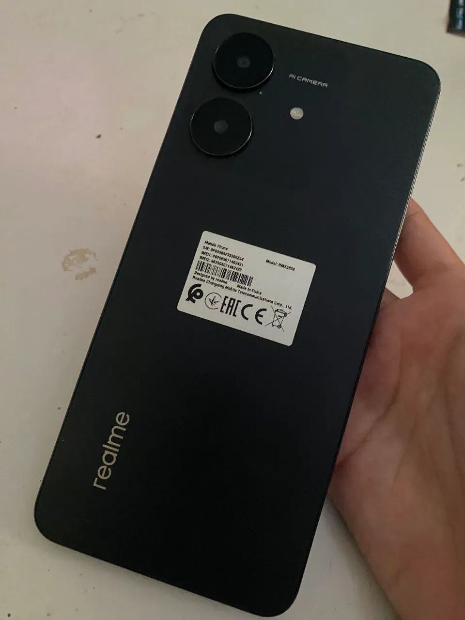 Celular realme, modelo RMX3938 - Foto 2