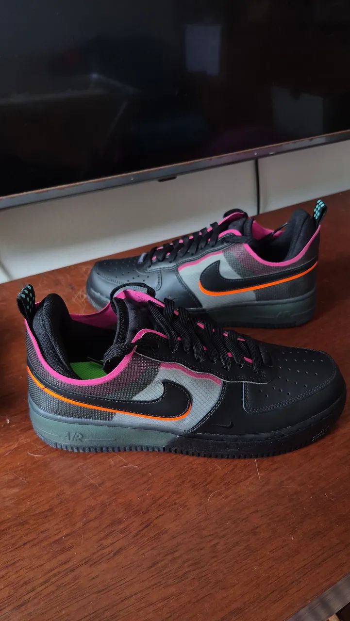 Nike Air Force 1 React Black Neon 