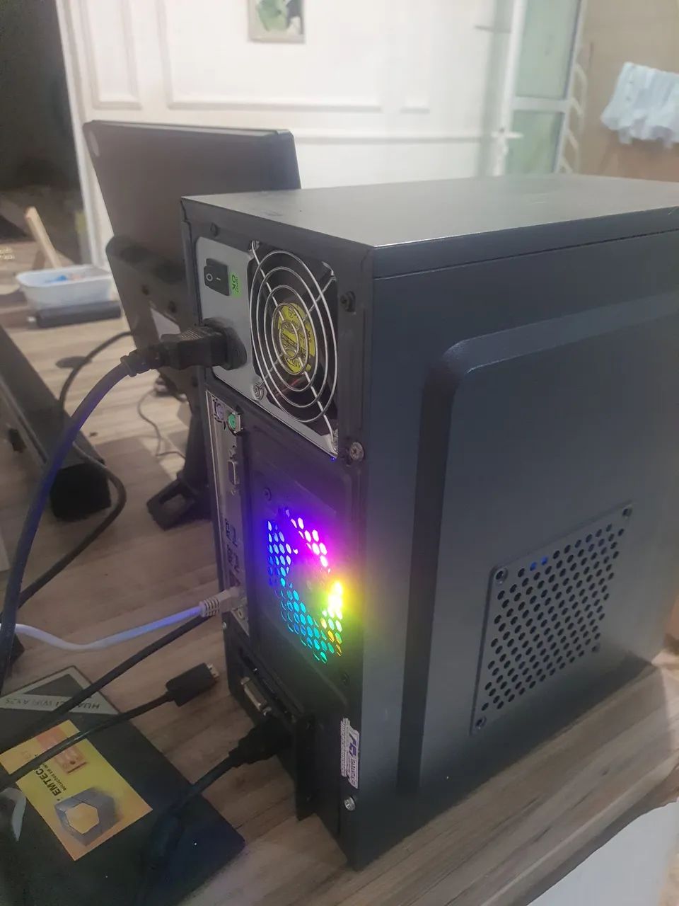 Pc gamer completo i3 sétima geração mais Rx 550  - Foto 4