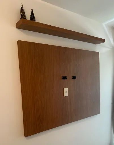 Painel de TV Madeira 