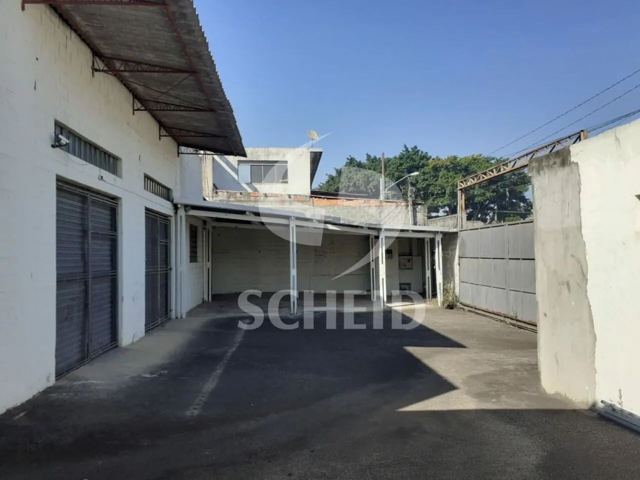 Galpão para venda no Bairro de Interlagos