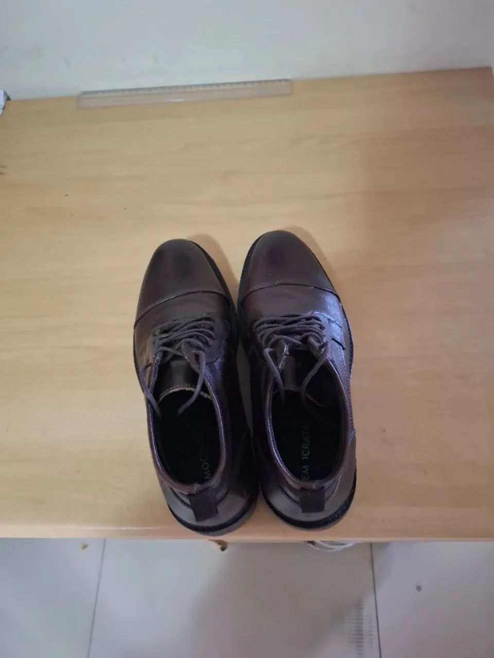 VENDE-SE BOTA DEMOCRATA