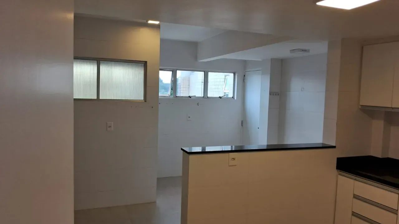 Ótimo Apto SQS 307 Bl. J - 3 Quartos 01  Suíte com garagem - Foto 4