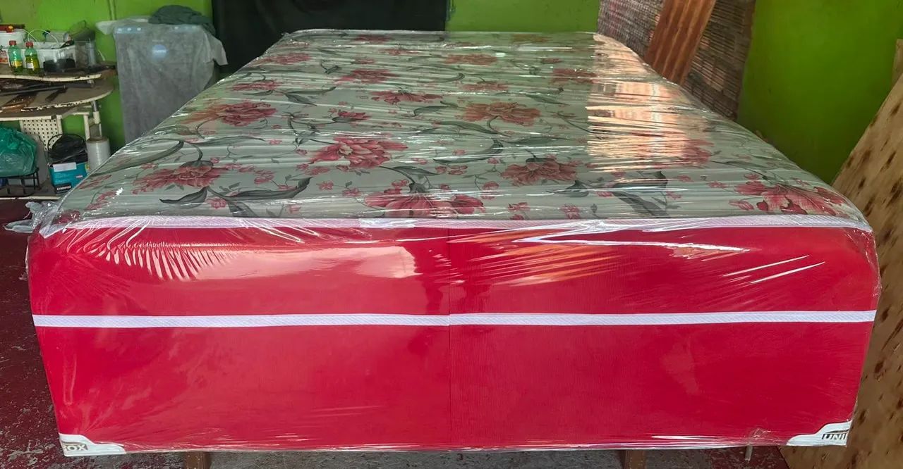 Cama de casal de espuma alta 