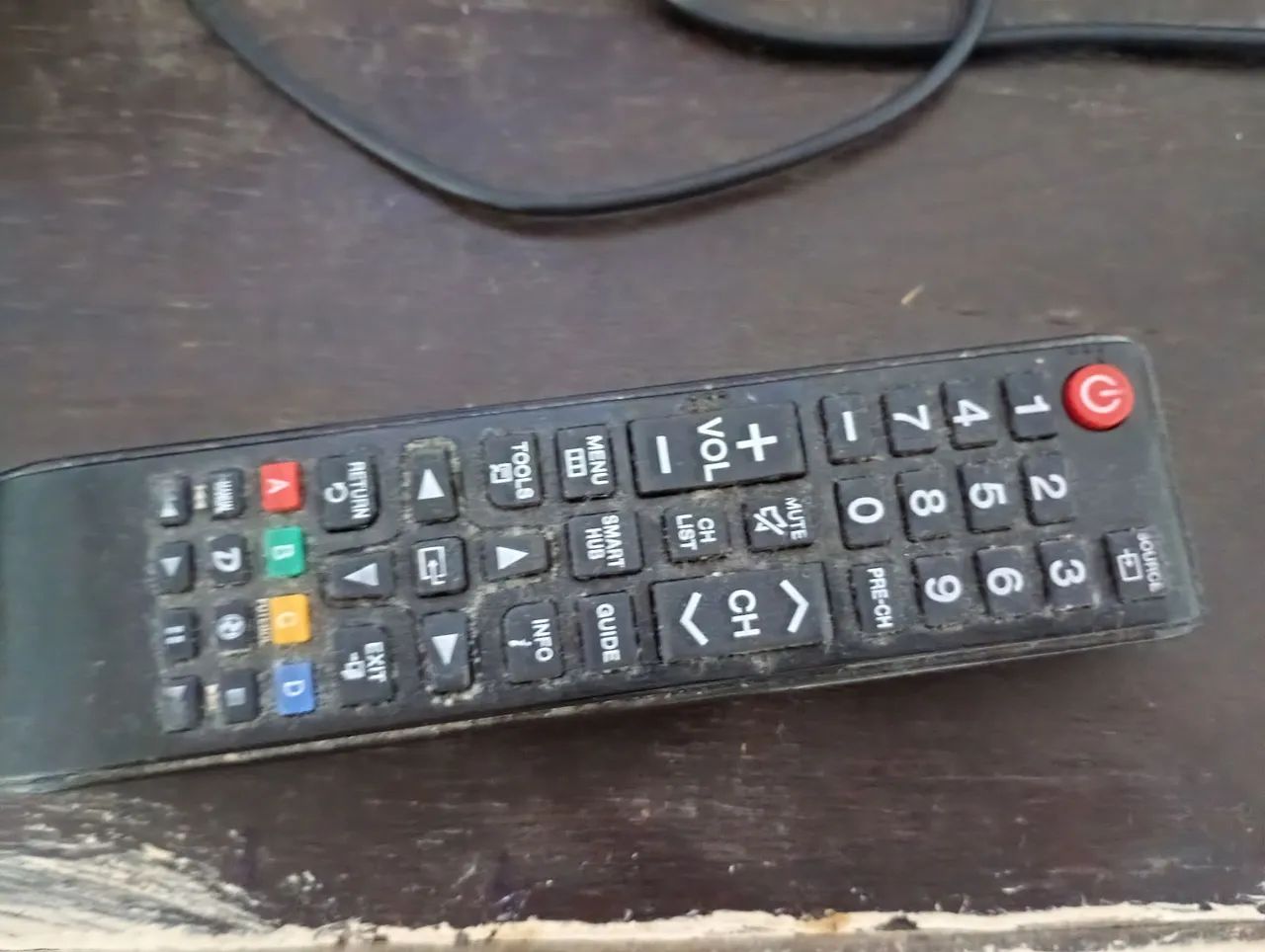 Vendo uma tv smart semi nova  - Foto 3
