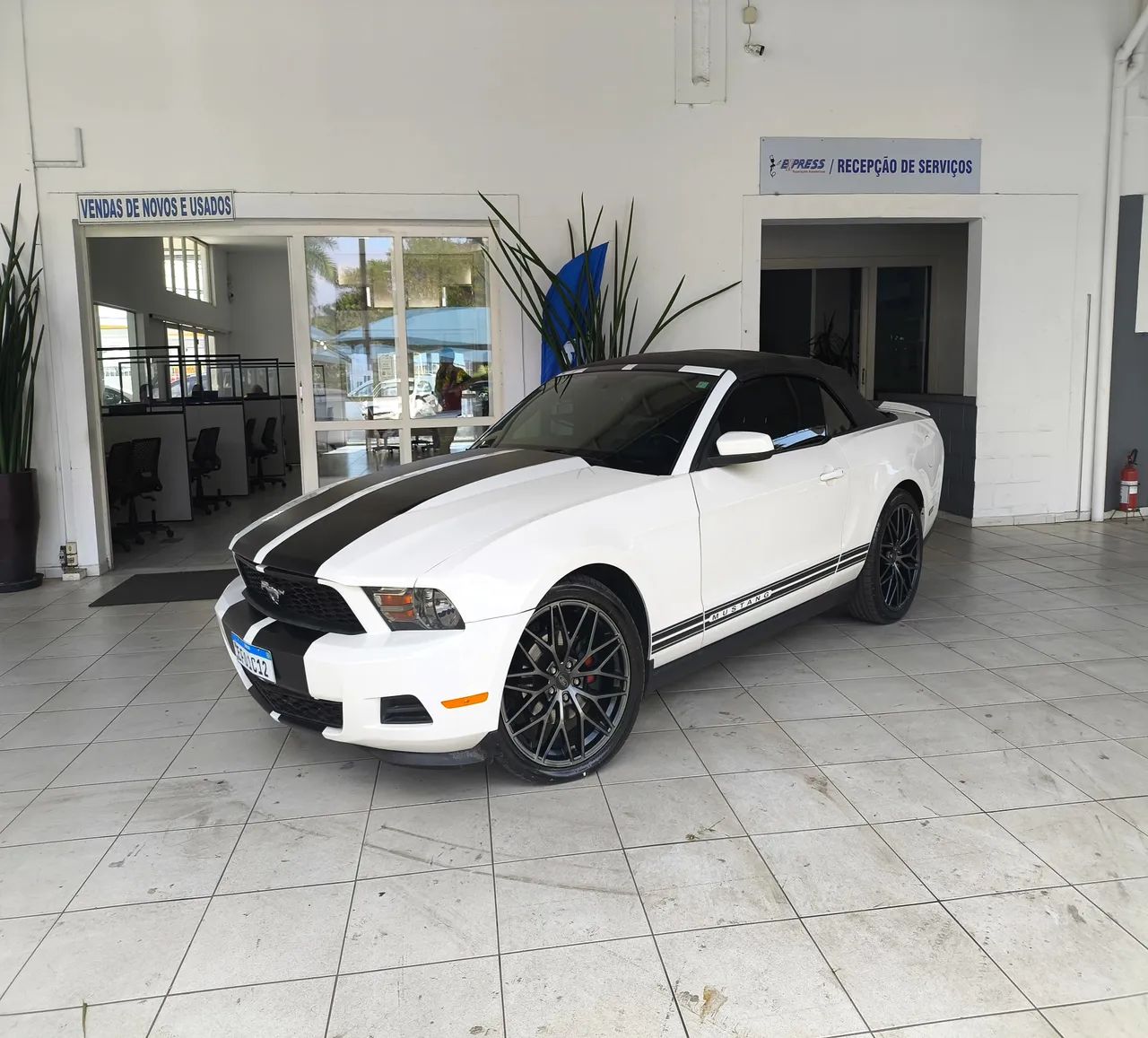 Ford Mustang 3.8 V6 Conv. 2011 - Foto 5