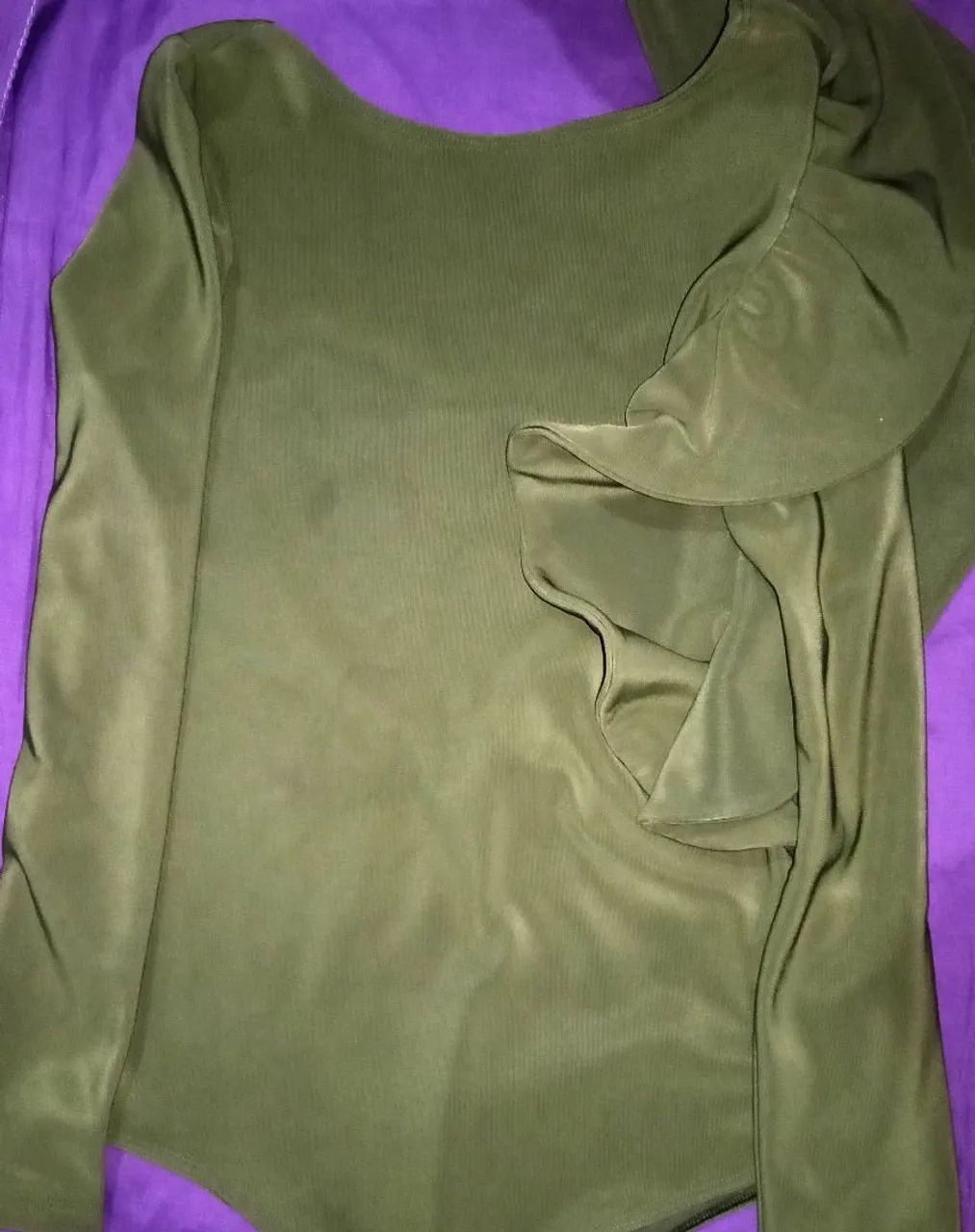 Body verde musgo 