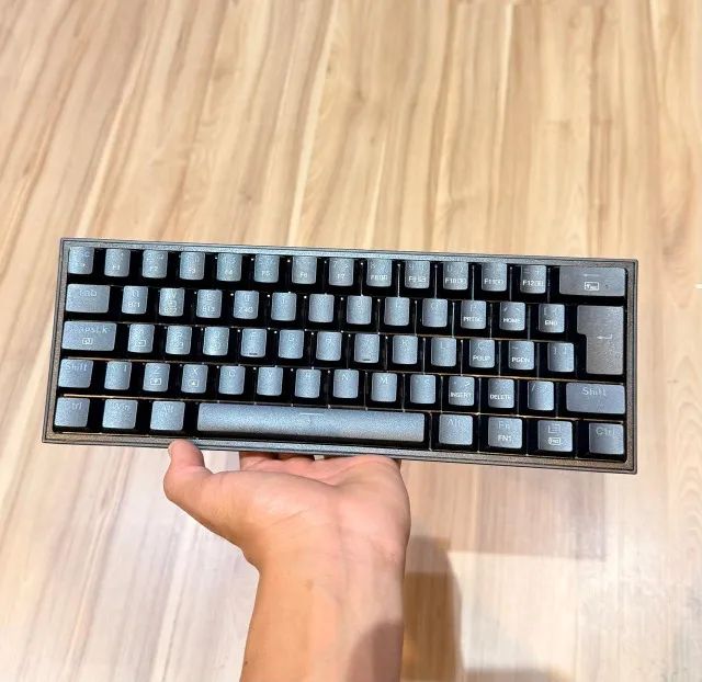 teclado da redragon 60%