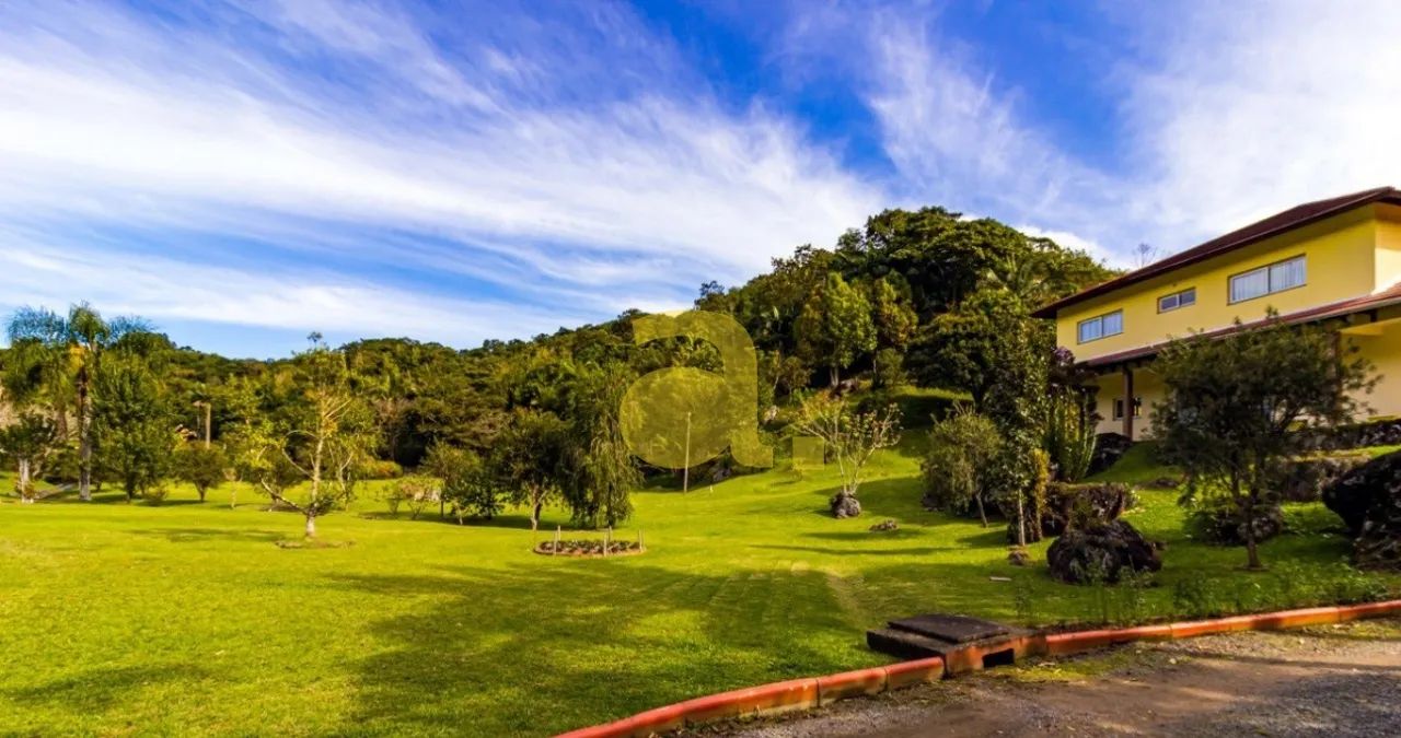 Procurando sossego em um lugar lindo em Blumenau? Venha conhecer esse Sítio - Foto 2