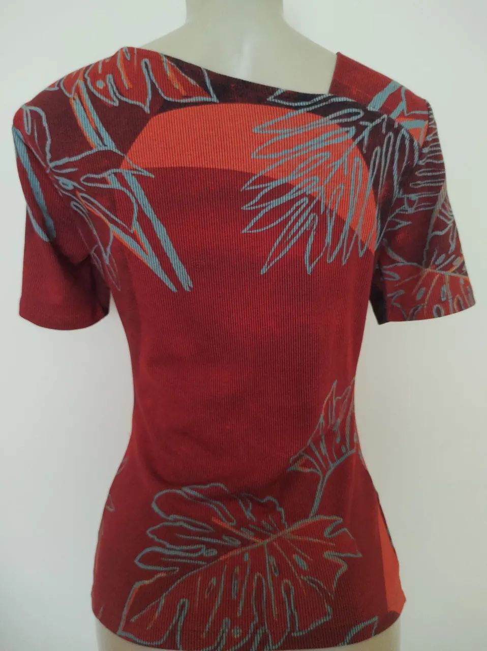 T-shirt Feminina  - Foto 4