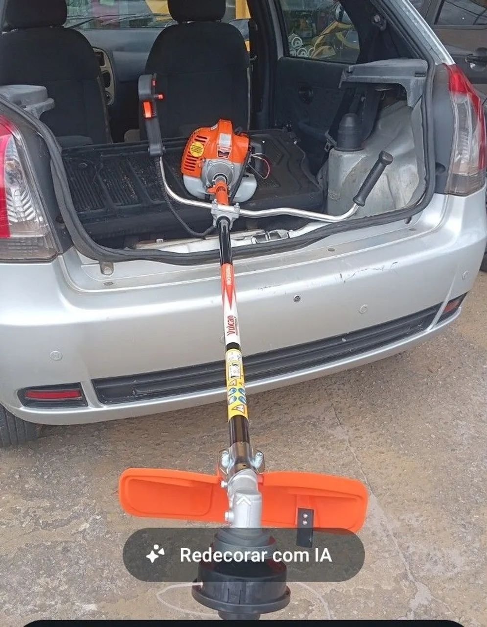 Trabalho com limpeza de terrenos 