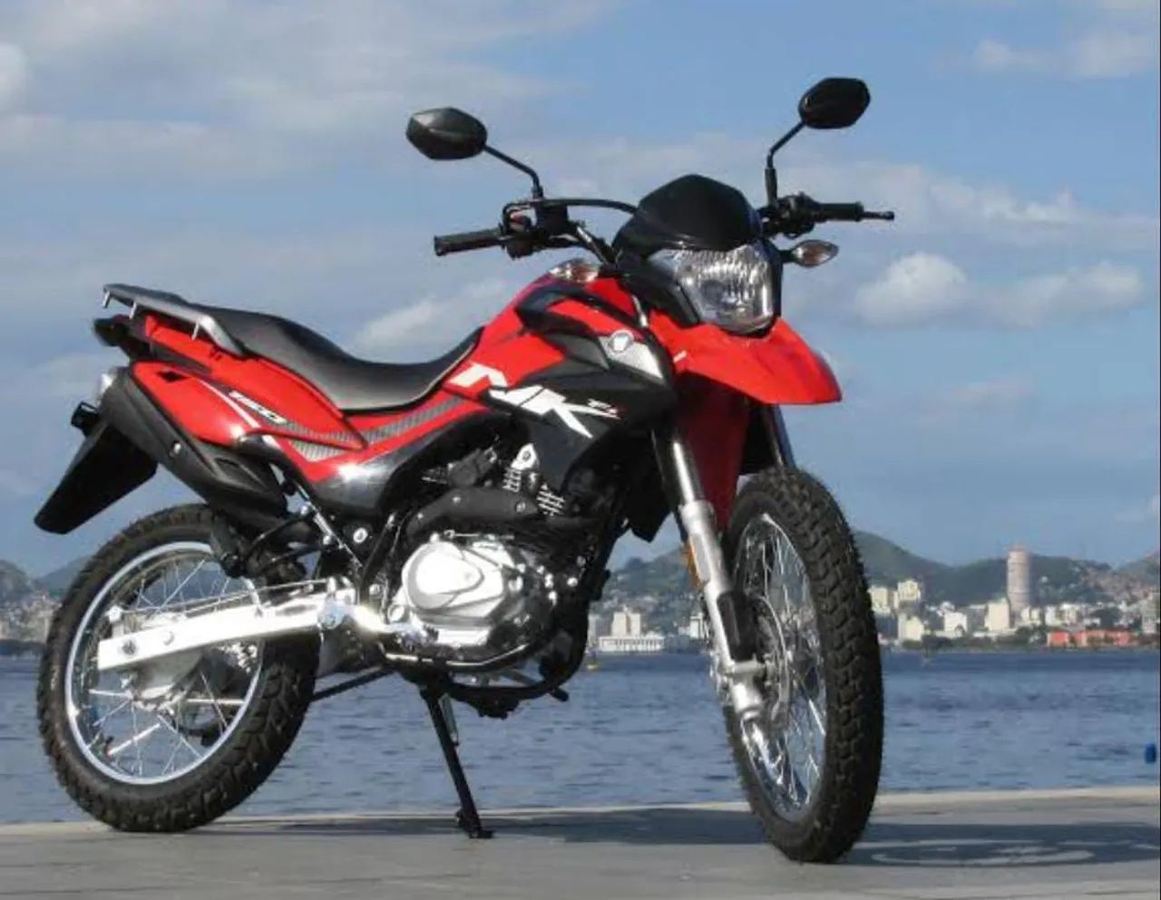 Vendo NK150cc em ótima conservação 