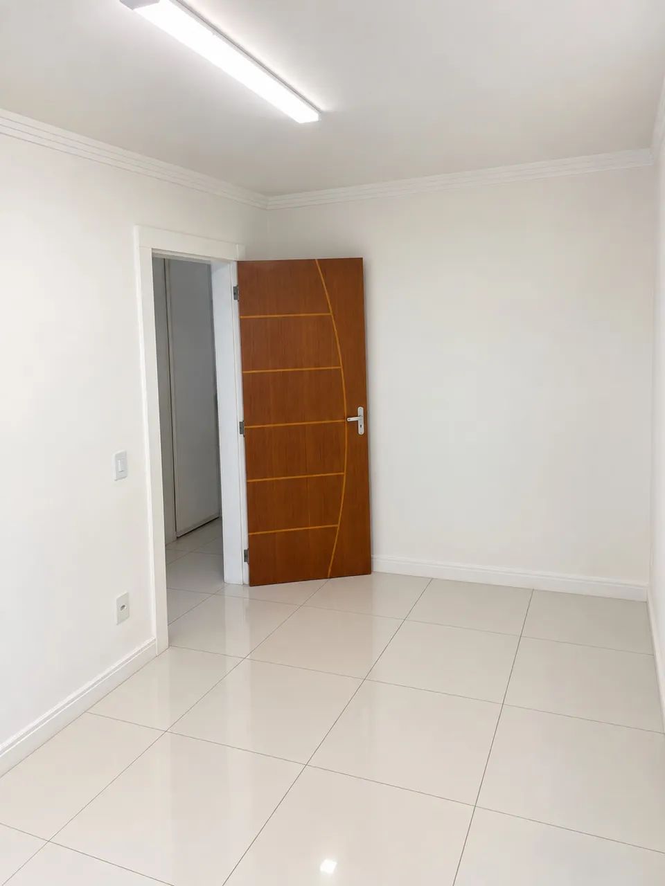 Apartamento térreo para alugar anual  - Carianos, Florianópolis/SC  - Foto 5