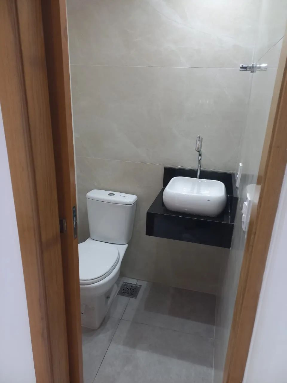 Linda Sala Comercial Completamente Reformada - Foto 4