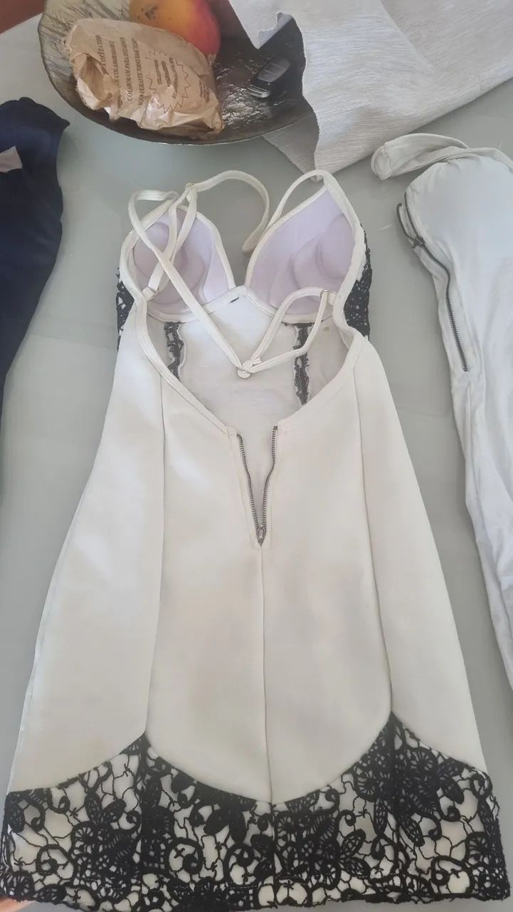 Vestido branco com preto - Foto 2